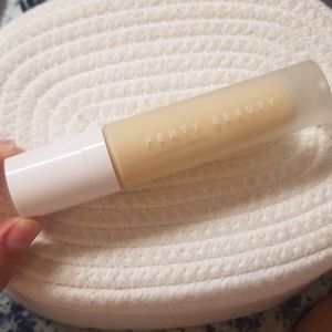 Fenty Beauty Pro Filt'R Soft Matte Foundation
